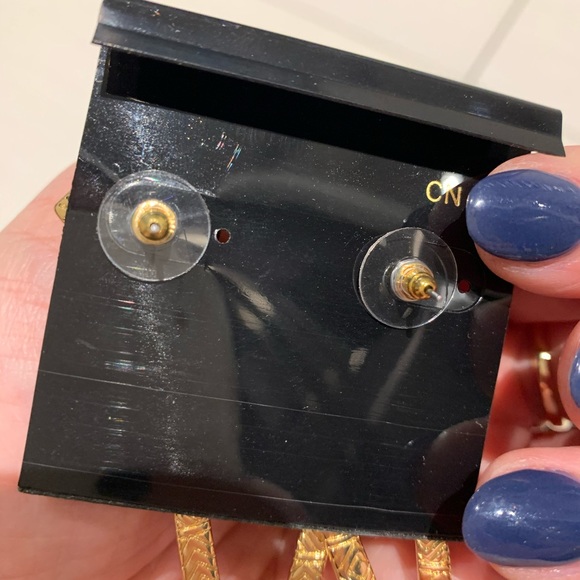 House of Harlow Gold crystal dangle earrings - Picture 4 of 4